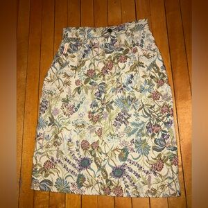 Vintage floral style midi skirt